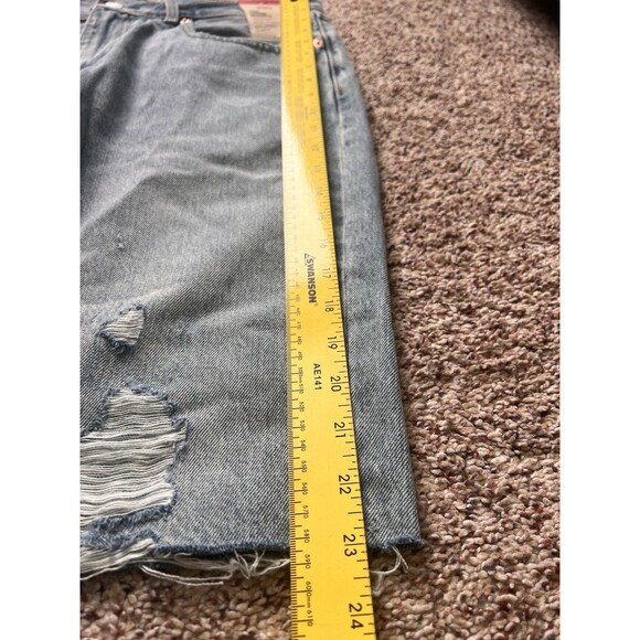 NWT Levi's 469 Men's Jean Shorts Light Wash Loose Fit Distressed Denim Size 34 - Picture 8 of 11